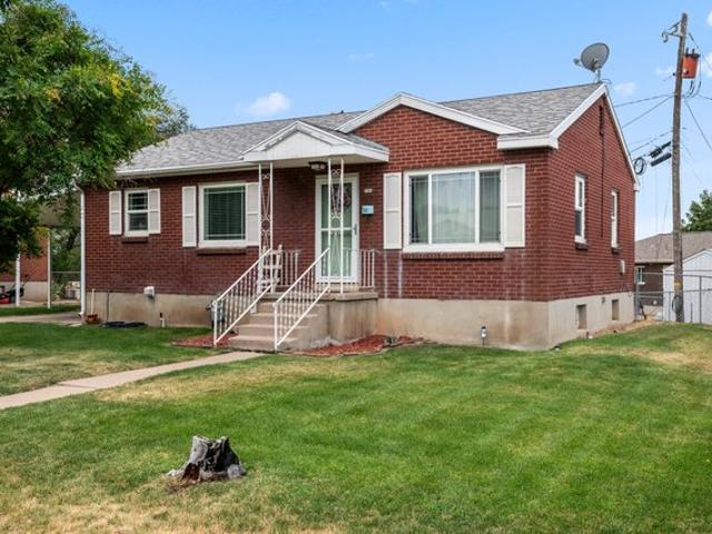 House for sale in Clearfield, Utah