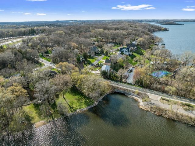 House for sale in Excelsior