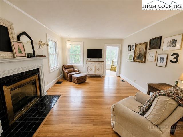 House for sale in Jefferson, North Carolina