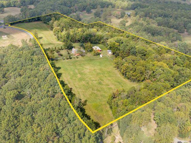 House for sale in Stony Point, Scottsville