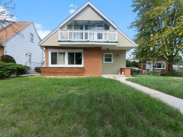 House for sale in Milwaukee, Wisconsin