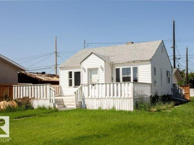 House for sale in Wedgewood, Alberta