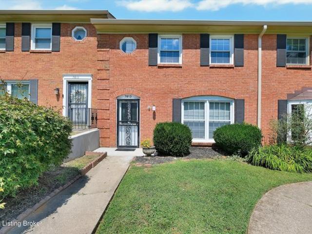 Townhouse for sale in Prospect, Kentucky
