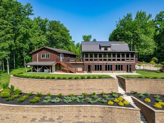 House for sale in Morgantown, Indiana