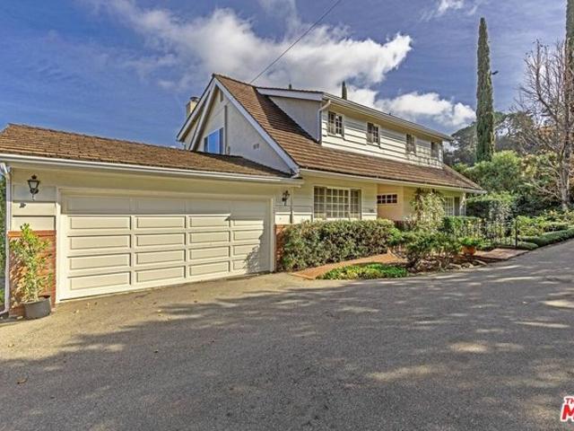 House for sale in Sherman Oaks Neighborhood Council District, Los Angeles