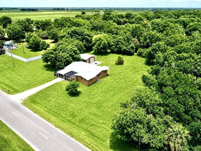 House for sale in Okeechobee, Florida