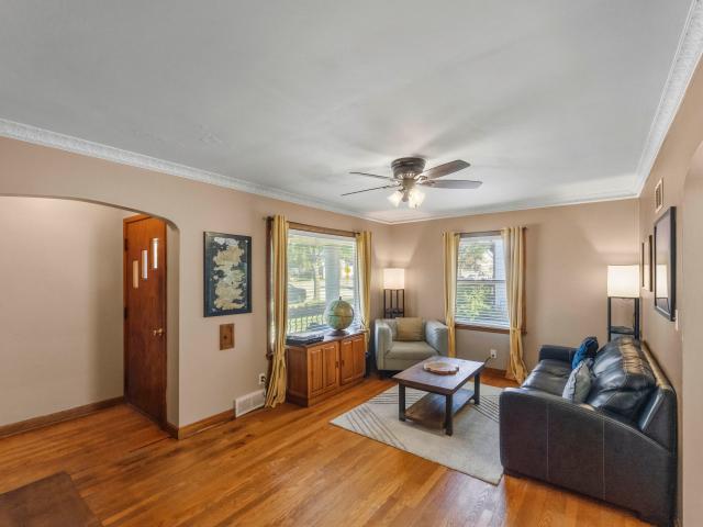 House for sale in Honey Acres, West Allis