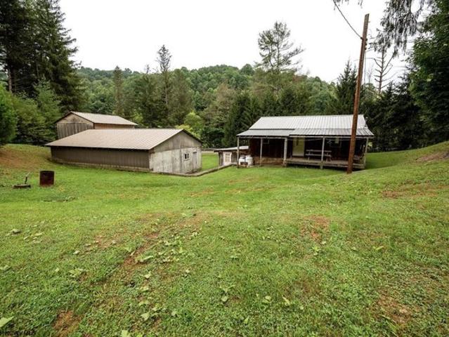 House for sale in Mannington, West Virginia