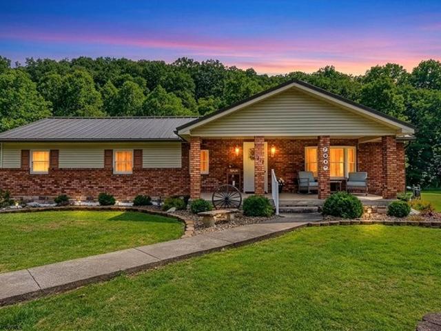 House for sale in Wana, West Virginia