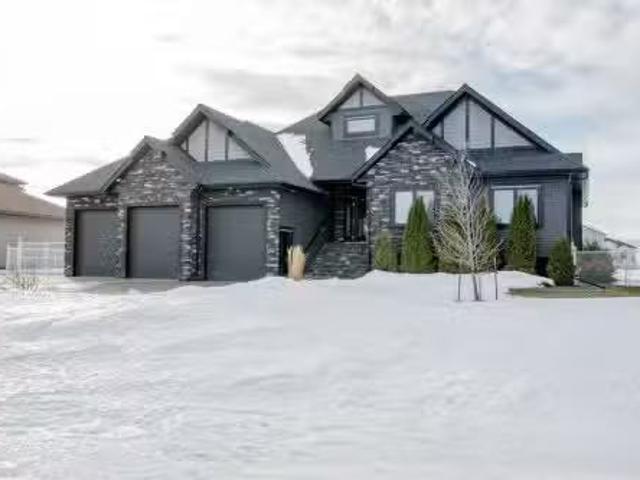 House for sale in Alberta