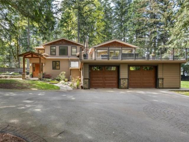 House for sale in Lantzville, British Columbia