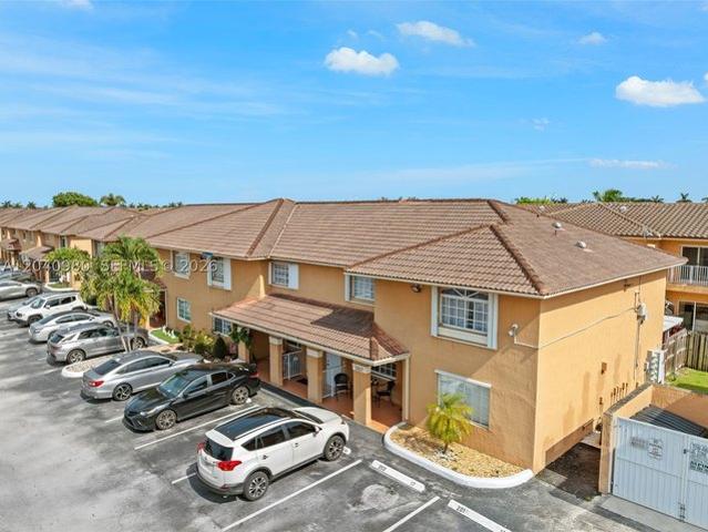 Condo for sale in Hialeah, Florida