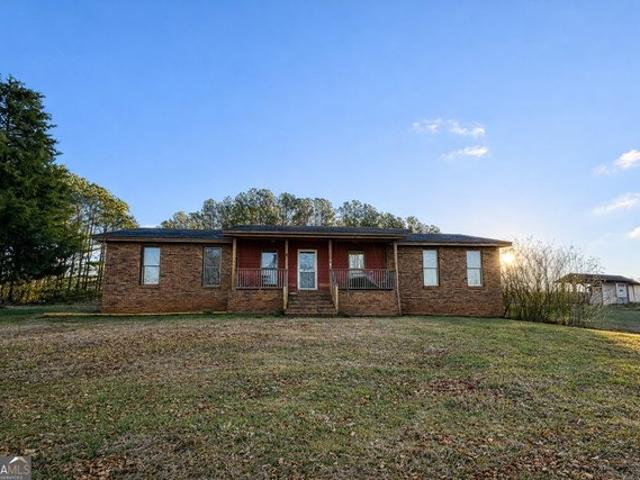 House for sale in Roopville, Georgia