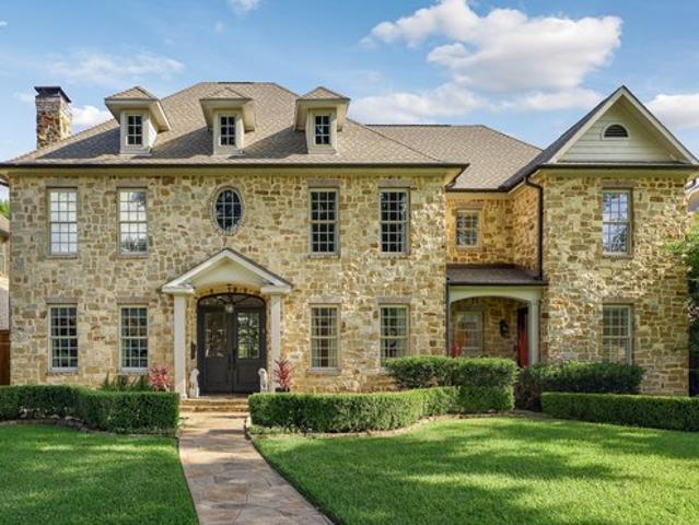 House for sale in Dallas, Texas