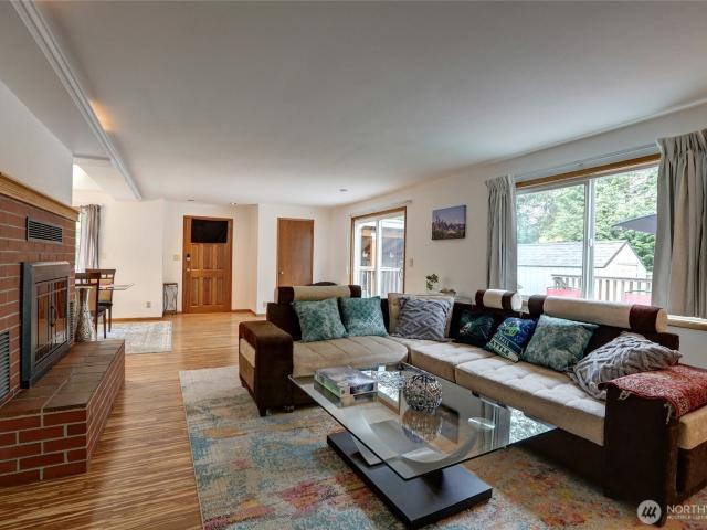 House for sale in Kenmore, King County