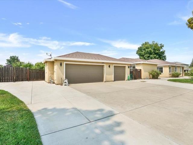 House for sale in Tracy, California