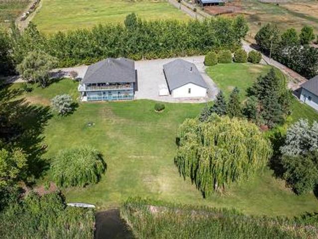 House for sale in Area B (Westside/Swan Lake/Kalamalka Lake), Regional District of North Okanagan