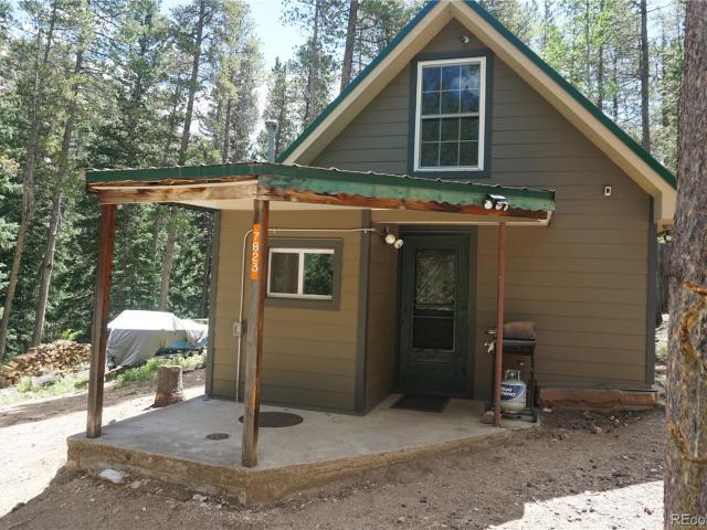House for sale in Highland Park, Bailey
