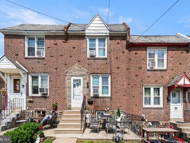 Townhouse for sale in Delco, Pennsylvania