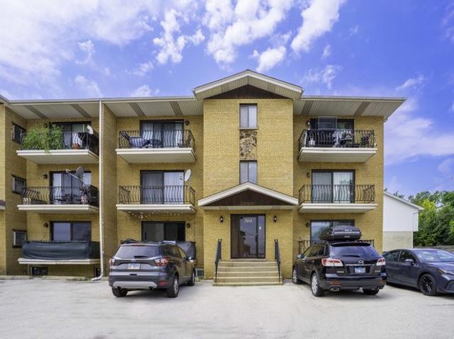 Condo for sale in Bridgeview, Illinois