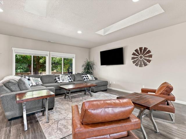House for sale in Yamhill, Yamhill County