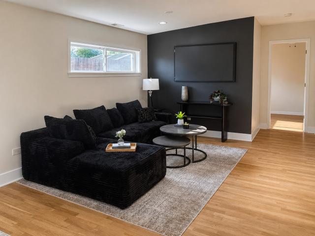House for sale in Hickory Hills, Illinois