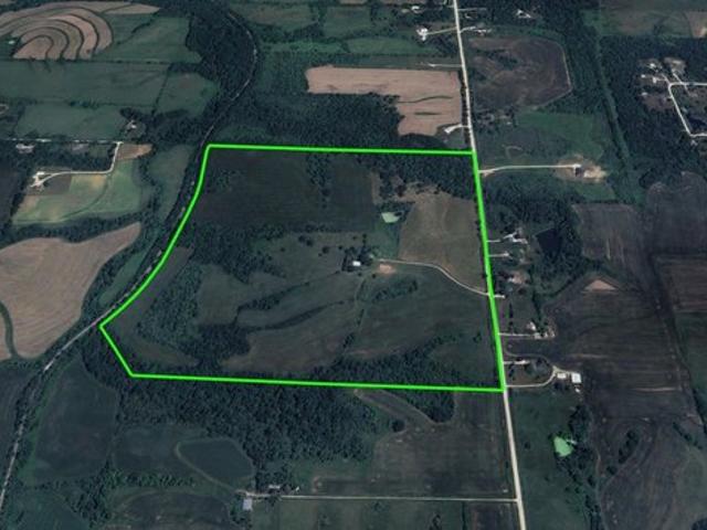 Farm for sale in Indianola, Iowa