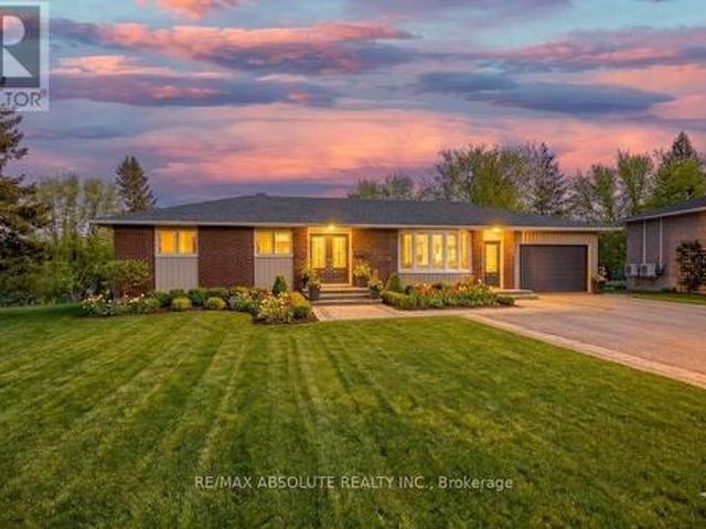 House for sale in Russell, Ontario