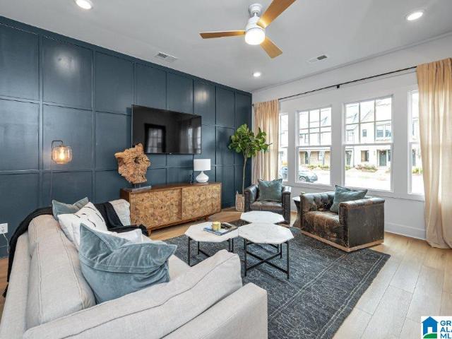 Townhouse for sale in Hoover, Alabama