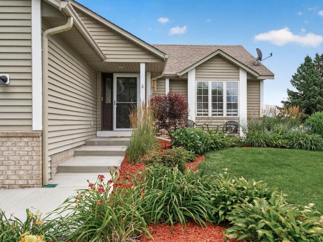 House for sale in Cottage Grove, Minnesota
