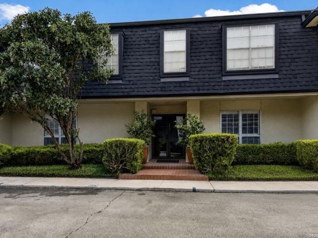 Condo for sale in Leesville, Texas
