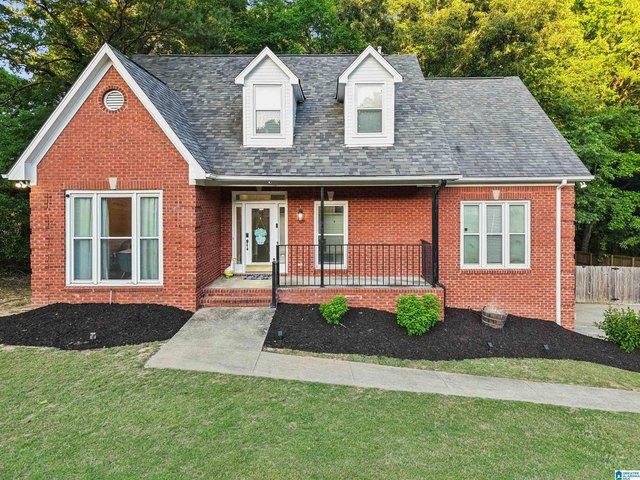 House for sale in Leeds, Alabama