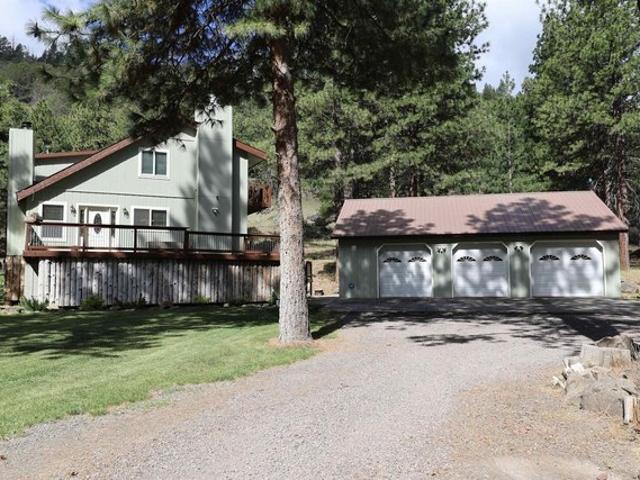 House for sale in Dorris, California
