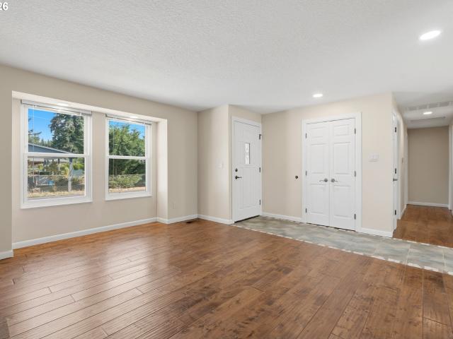House for sale in Brentwood-Darlington, Portland