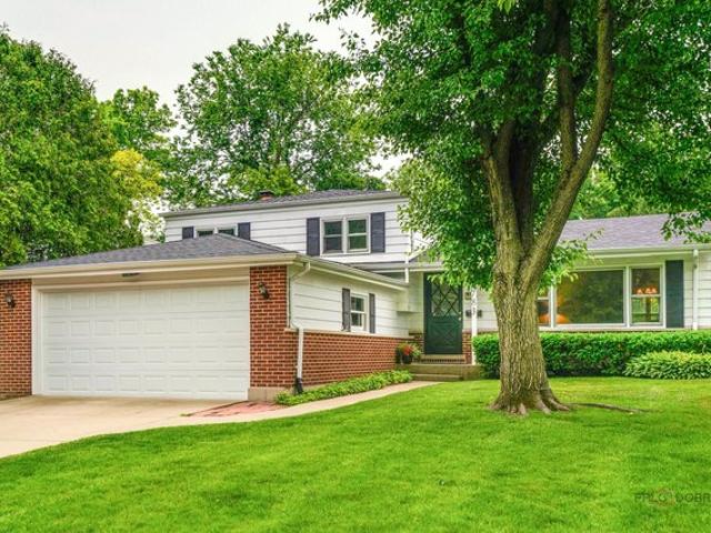 House for sale in Lake Forest, Illinois