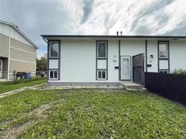 House for sale in East St. Paul, Manitoba