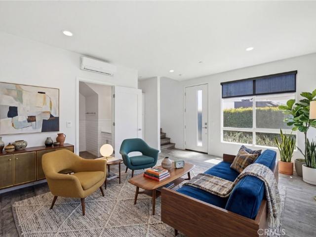 Condo for sale in Costa Mesa, California
