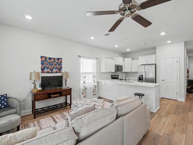Townhouse for sale in Ocean Springs, Mississippi