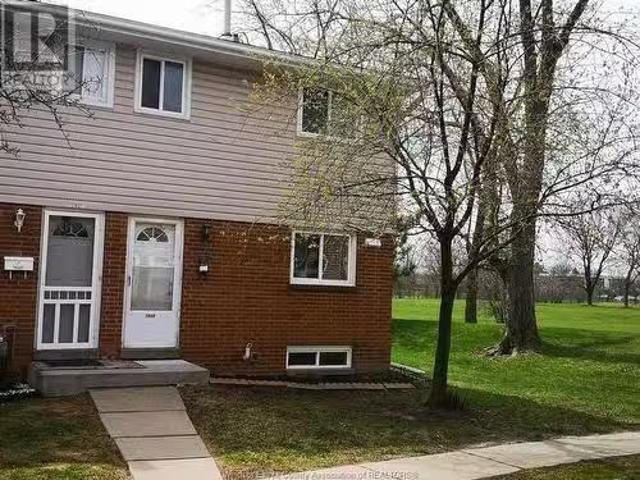 Condo for rent in Maidstone, Ontario