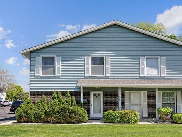 Condo for sale in Elk Grove Village, Illinois