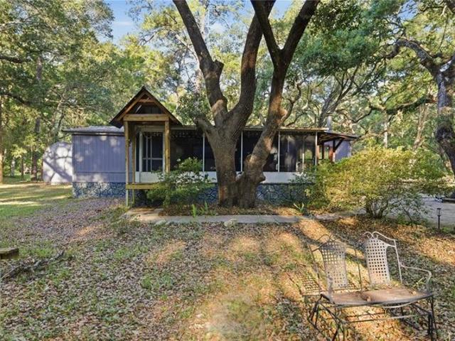 House for sale in Morriston, Florida