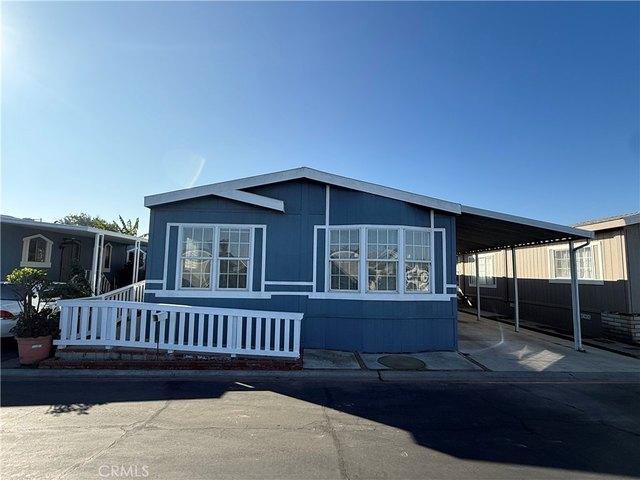 House for sale in Huntington Beach, California