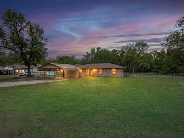 House for sale in Jones, Oklahoma