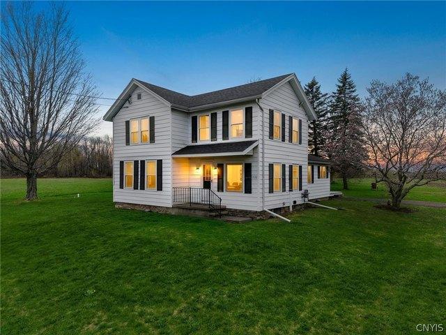 House for sale in Oswego, New York