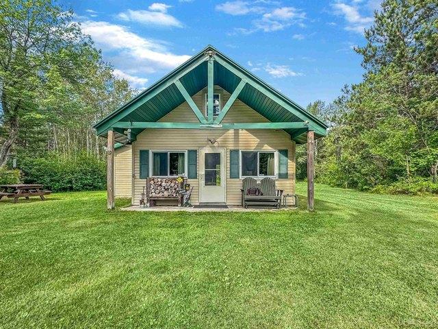House for sale in Rapid River, Michigan