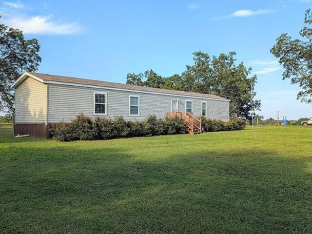 House for sale in Columbia, Alabama