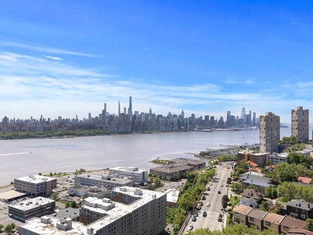 Condo for sale in Hudson, New Jersey