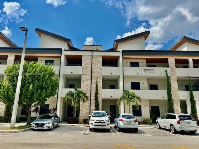 Condo for rent in Doral
