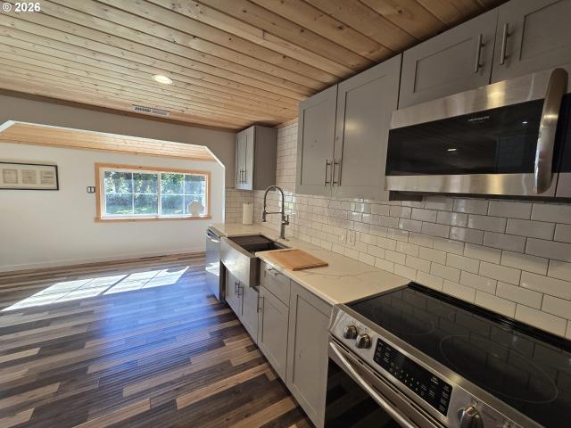 House for sale in Nehalem, Clatsop County