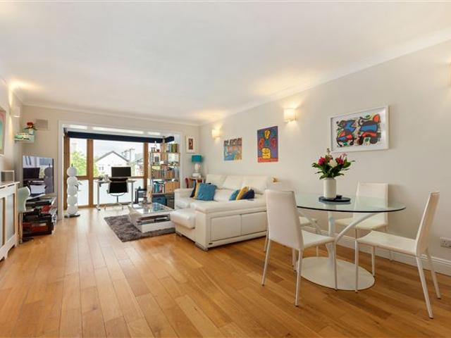Apartment for sale in Bluebell, North Tipperary